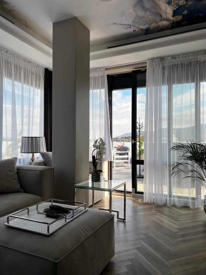 Sky Roof Apartments ビエルスコ・ビアバ エクステリア 写真